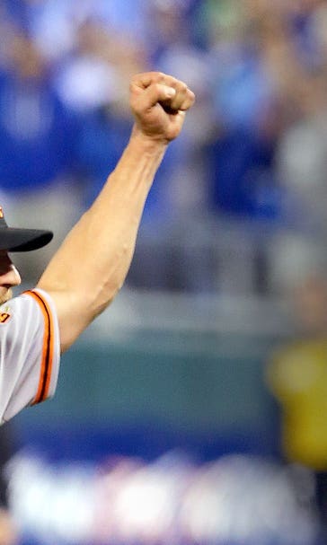 Giants' Bumgarner delivers historic World Series performance for title
